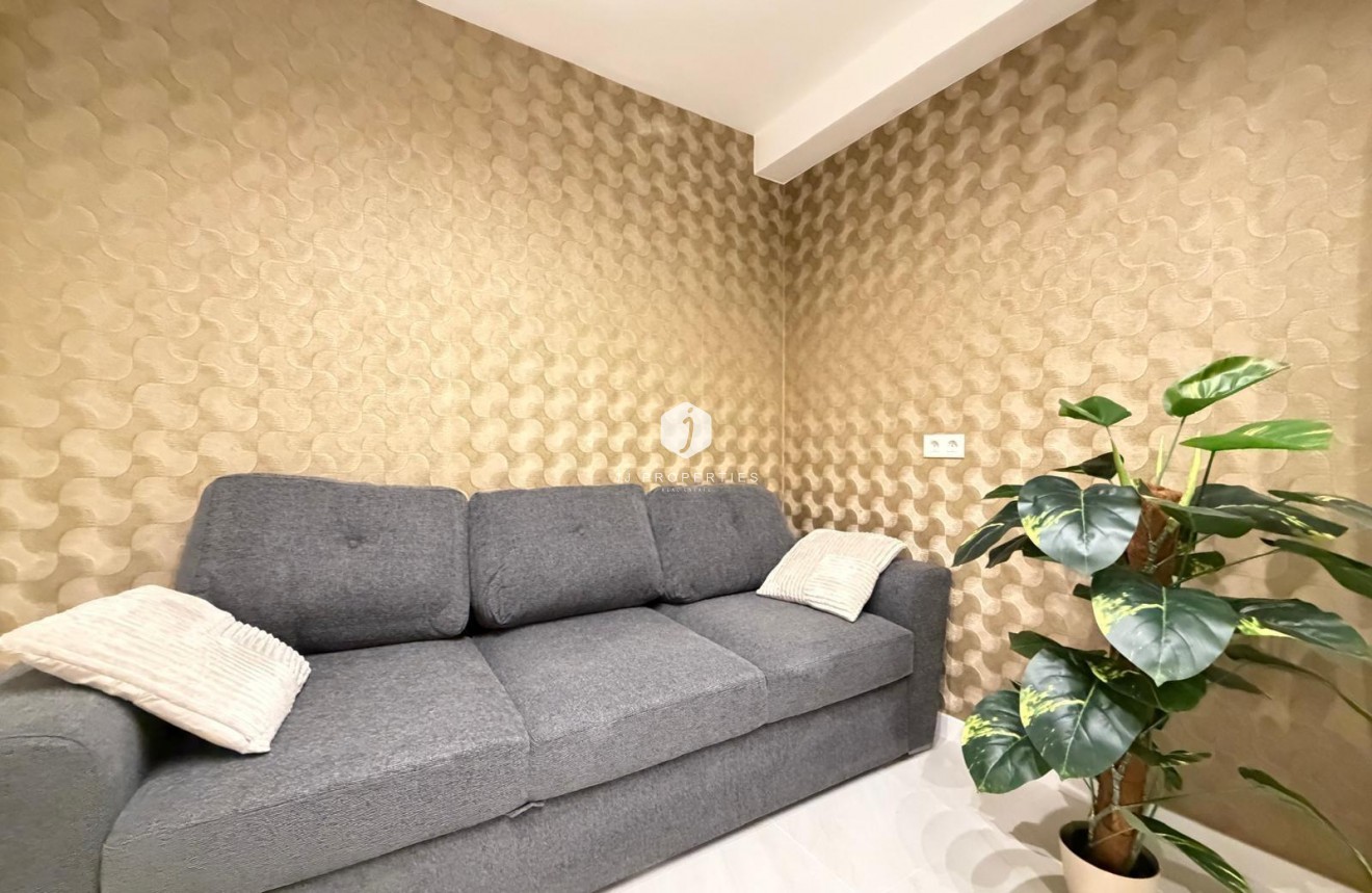 D'occasion - Appartement -
Torrevieja - Playa del Cura