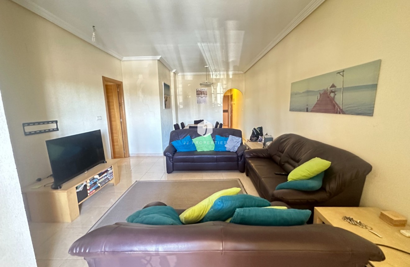 Tweedehands - Appartement / flat -
Jacarilla - Inland