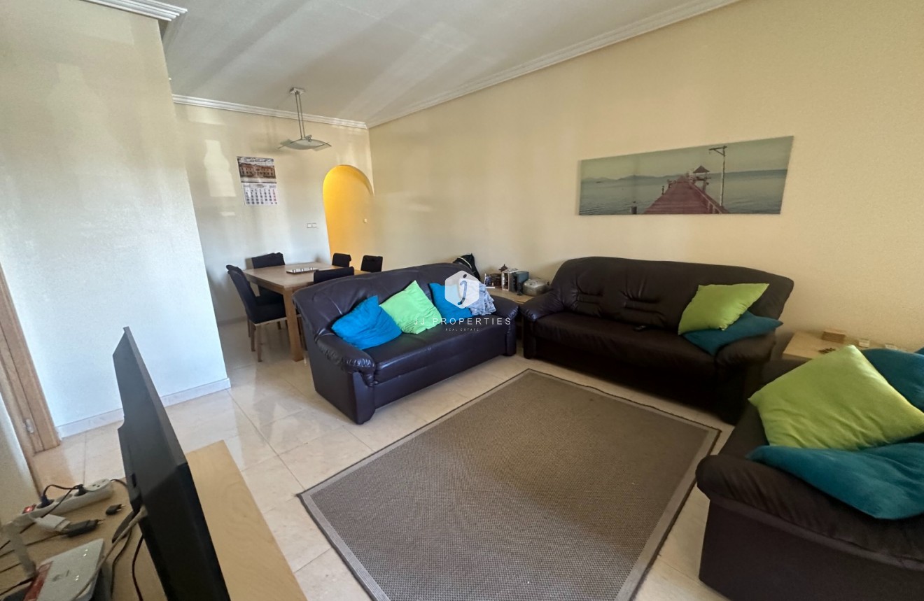 Tweedehands - Appartement / flat -
Jacarilla - Inland
