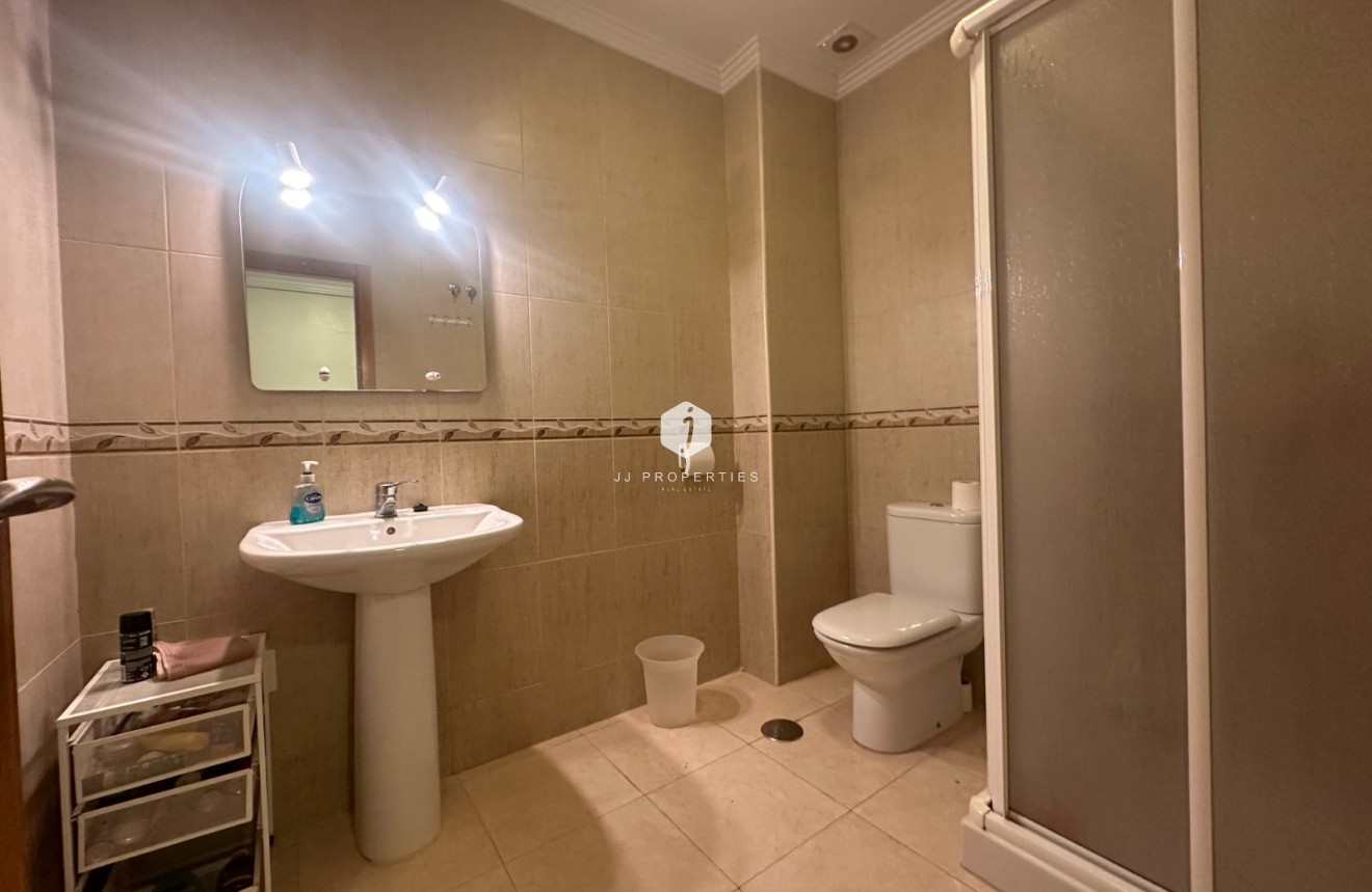 Tweedehands - Appartement / flat -
Jacarilla - Inland