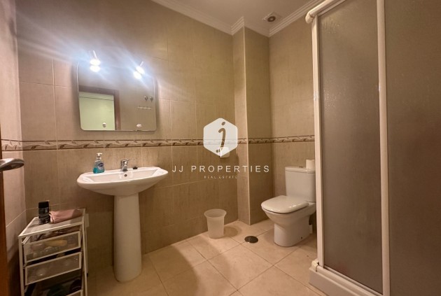 Tweedehands - Appartement / flat -
Jacarilla - Inland