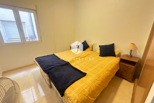 Tweedehands - Appartement / flat -
Jacarilla - Inland