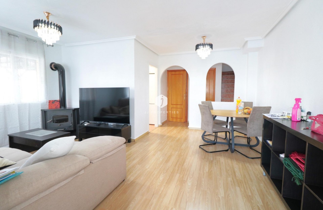 Resale - Chalet -
Torrevieja - Carrefour