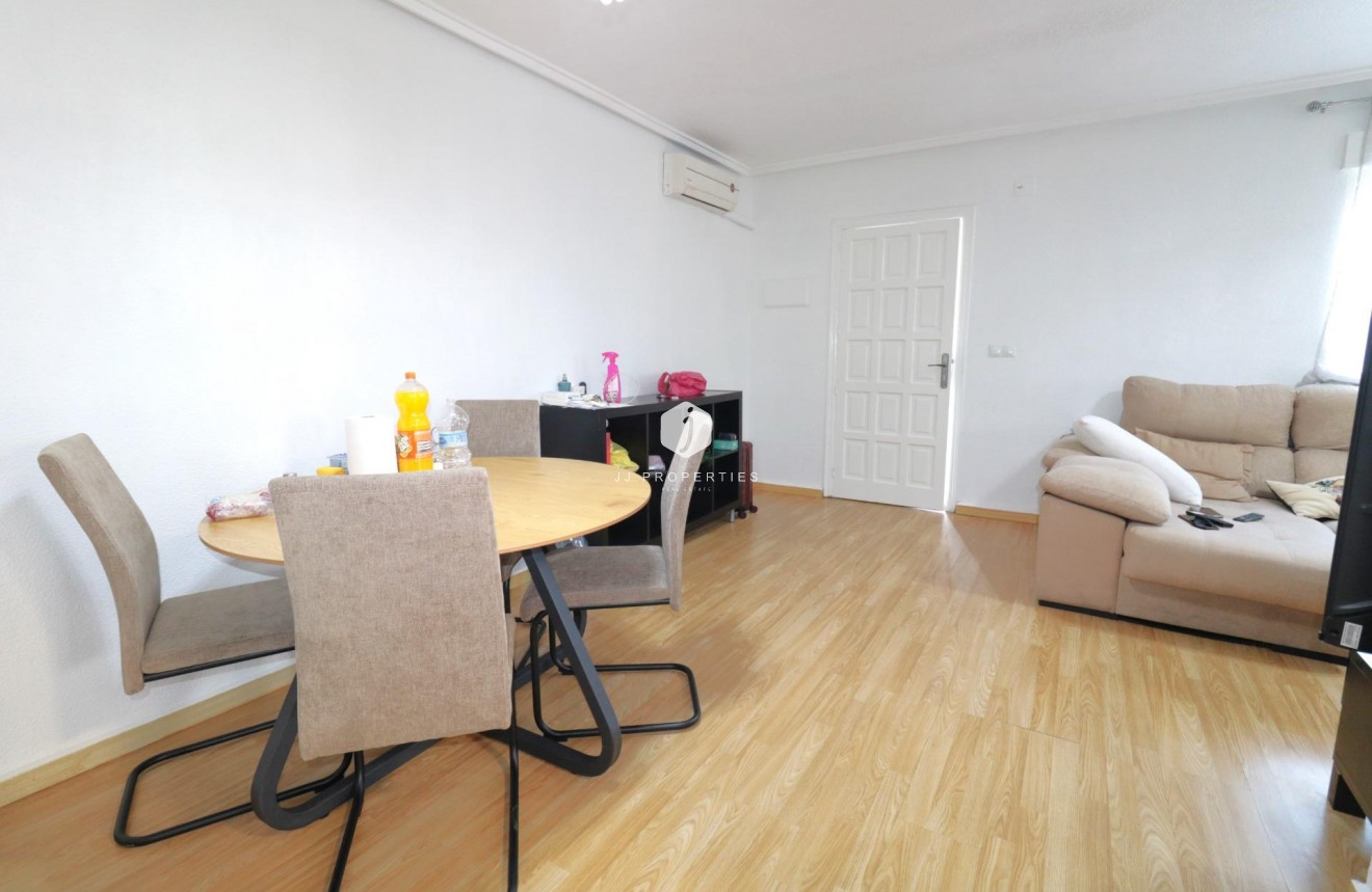 Resale - Chalet -
Torrevieja - Carrefour