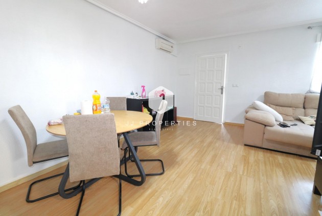 Resale - Chalet -
Torrevieja - Carrefour