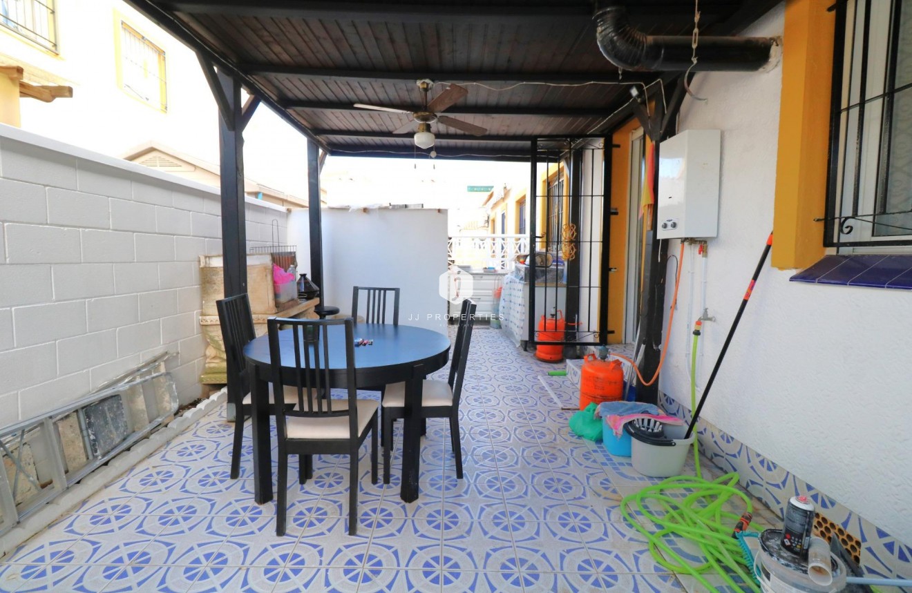 Resale - Chalet -
Torrevieja - Carrefour