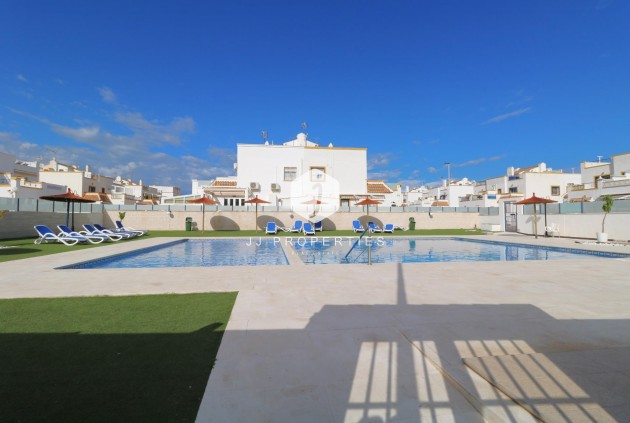 Resale - Chalet -
Torrevieja - Carrefour
