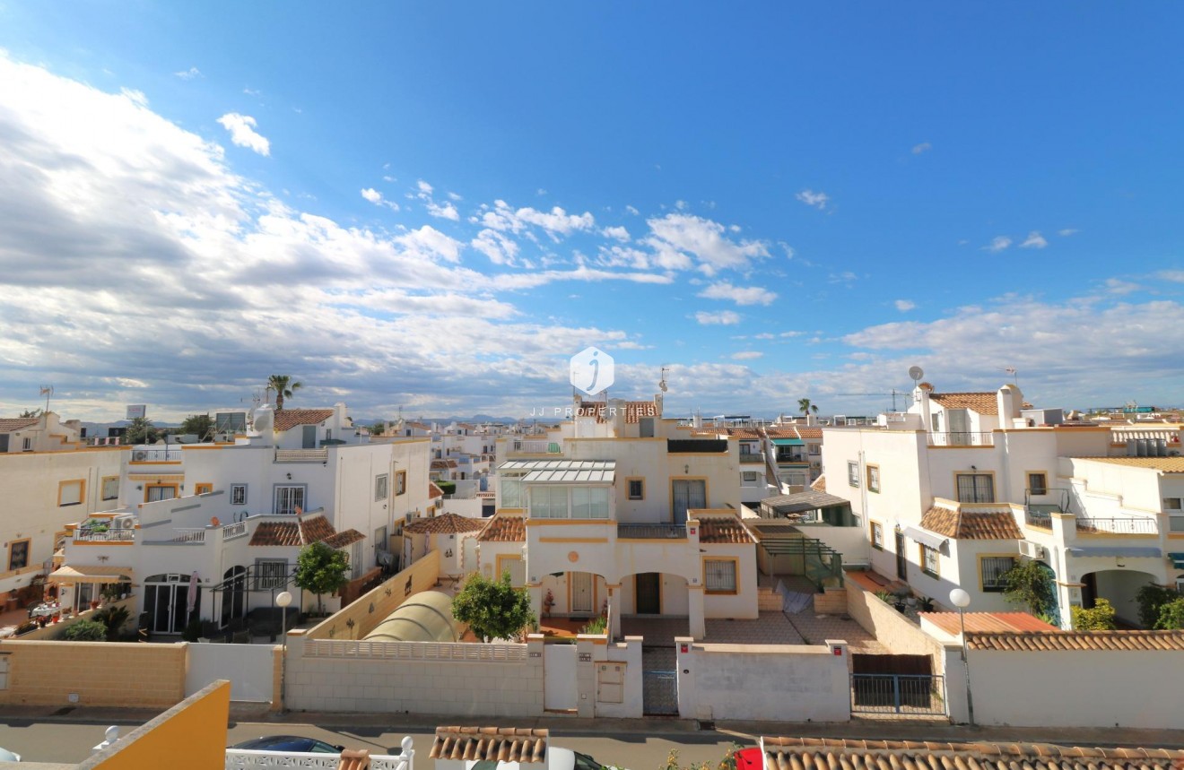 Resale - Chalet -
Torrevieja - Carrefour