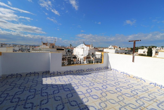 Resale - Chalet -
Torrevieja - Carrefour