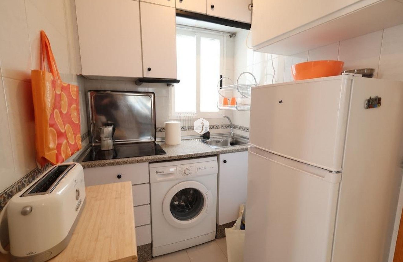 D'occasion - Appartement -
Torrevieja - Costa Blanca