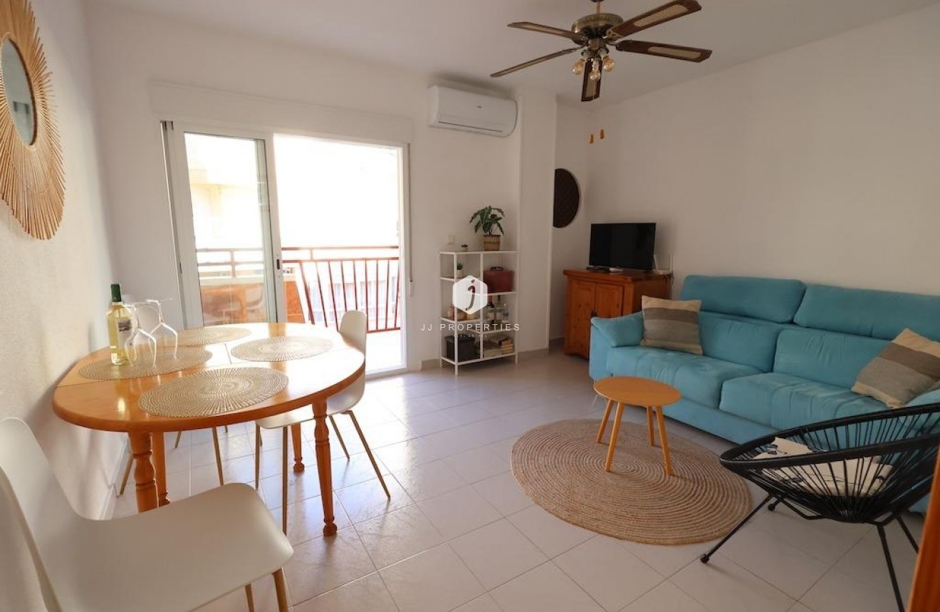 D'occasion - Appartement -
Torrevieja - Costa Blanca