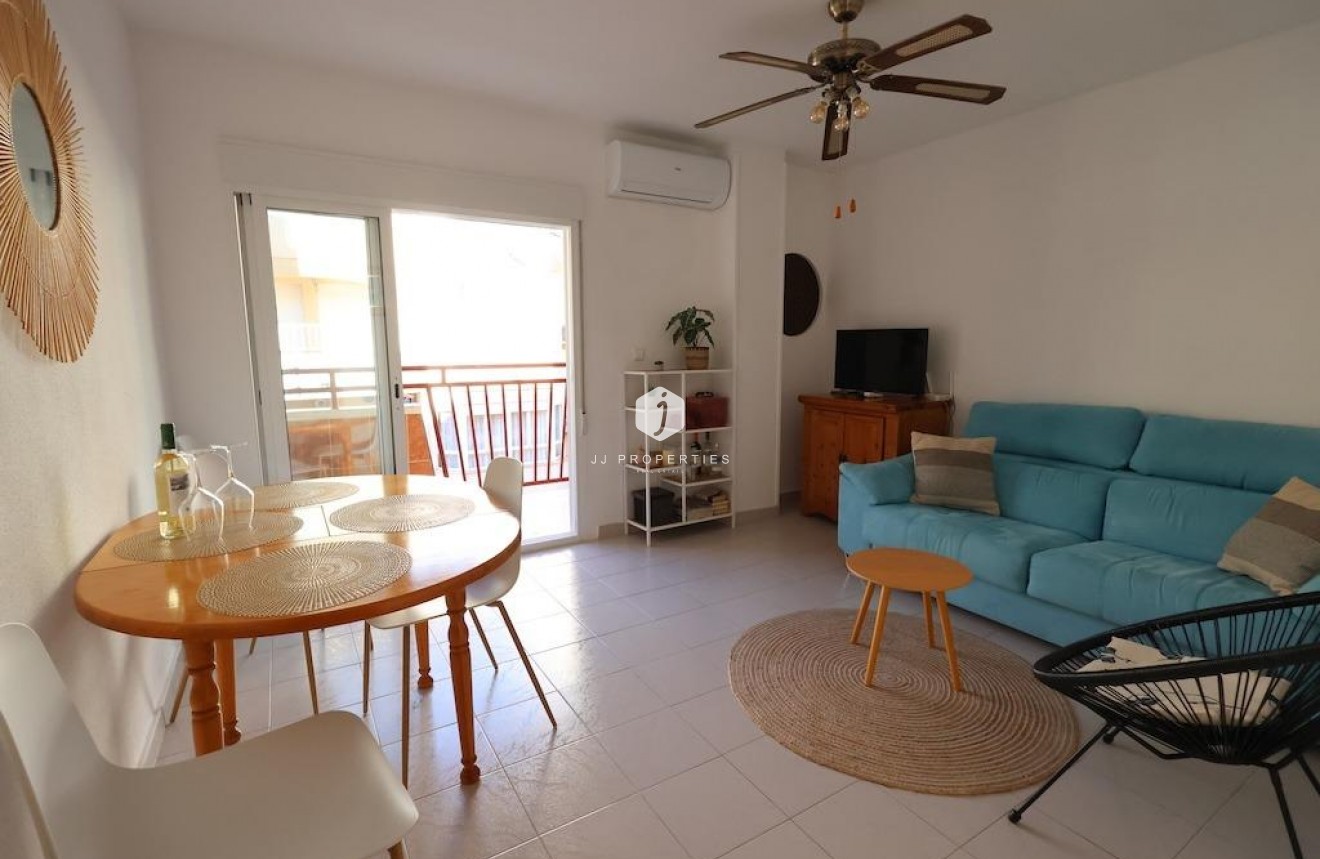 D'occasion - Appartement -
Torrevieja - Costa Blanca