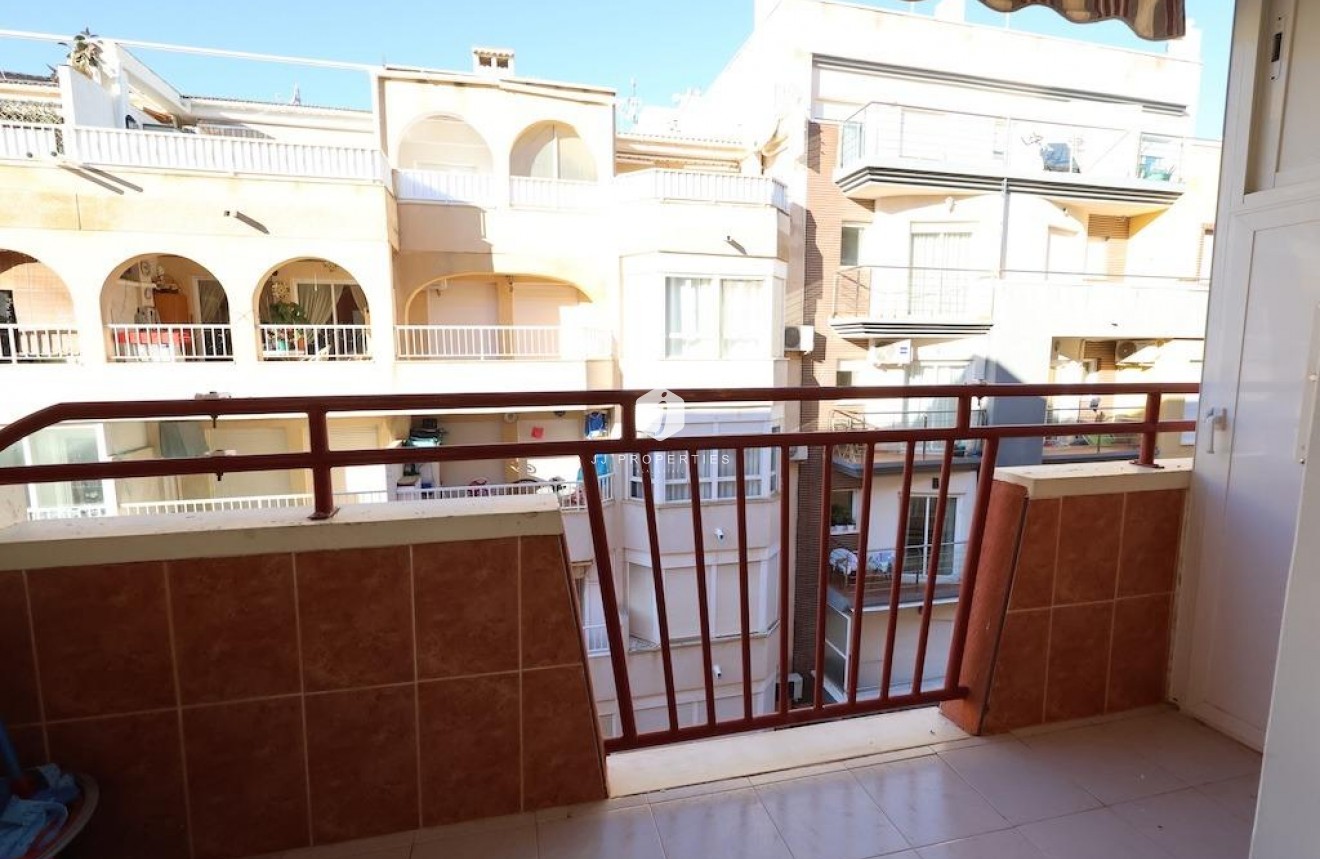 D'occasion - Appartement -
Torrevieja - Costa Blanca
