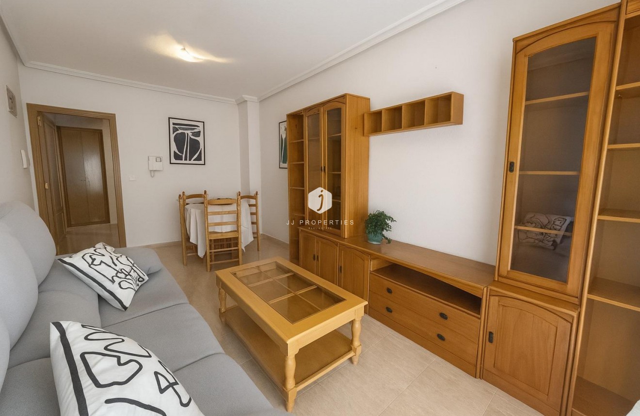 Tweedehands - Appartement / flat -
Torrevieja - Parque las naciones