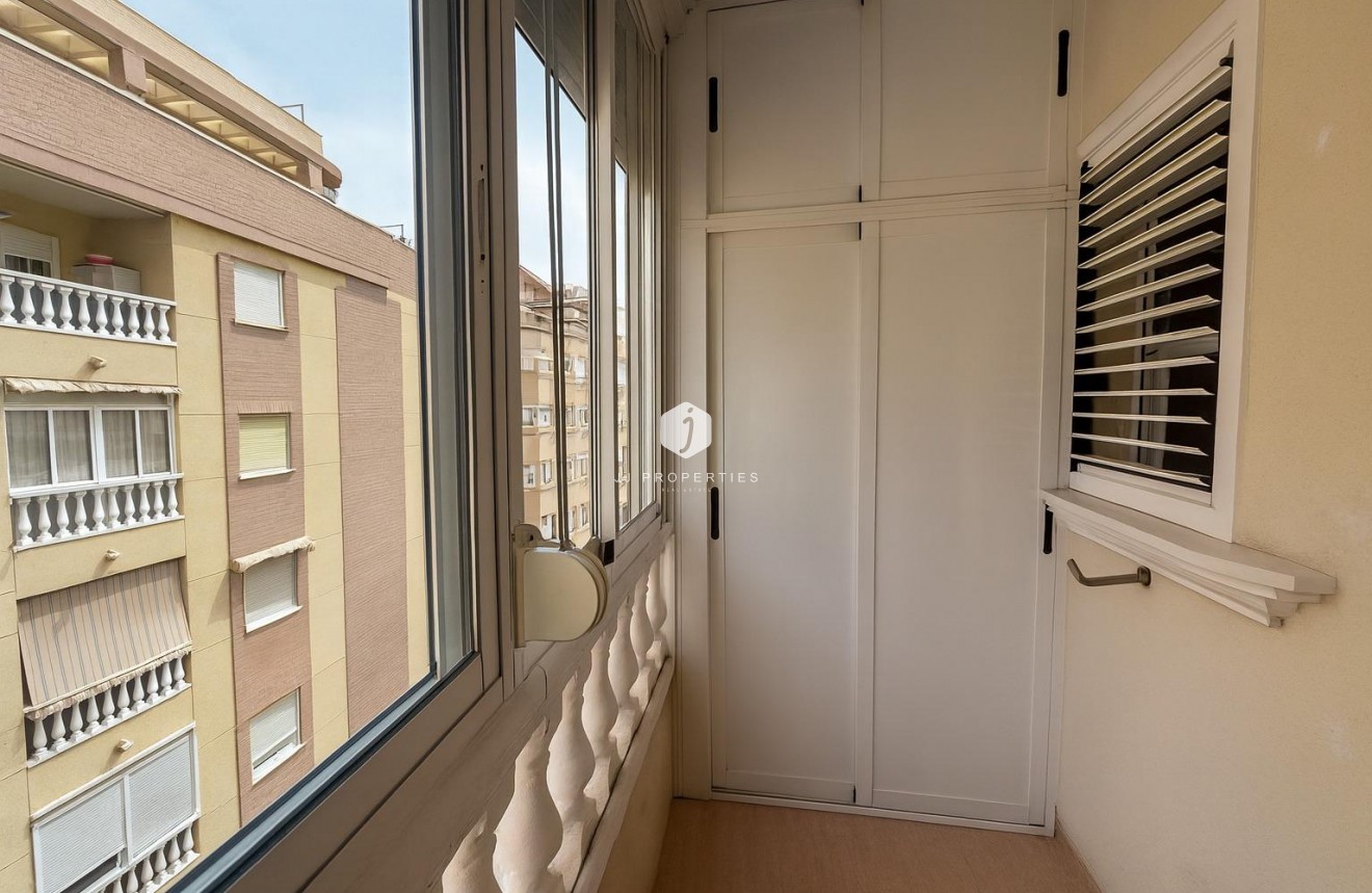Tweedehands - Appartement / flat -
Torrevieja - Parque las naciones