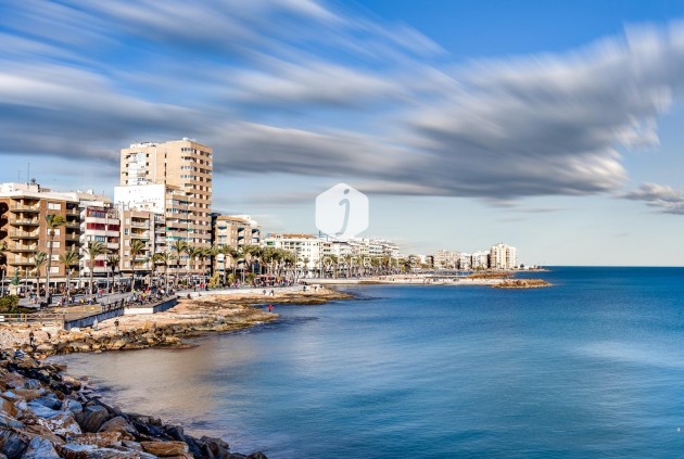 Tweedehands - Appartement / flat -
Torrevieja - Parque las naciones