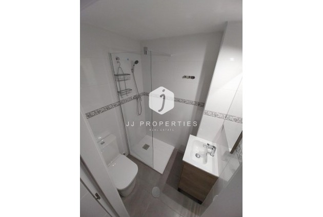 D'occasion - Appartement -
Torrevieja - Centro