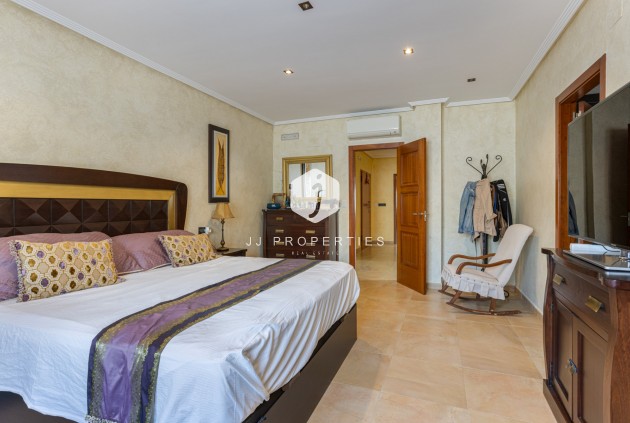 Aus zweiter Hand - Villa -
Los Montesinos - Costa Blanca