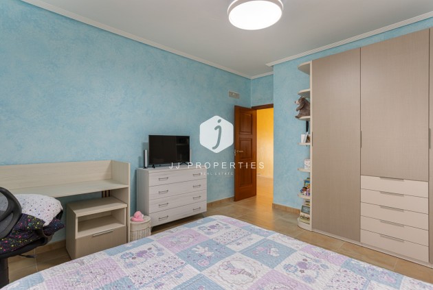 Aus zweiter Hand - Villa -
Los Montesinos - Costa Blanca