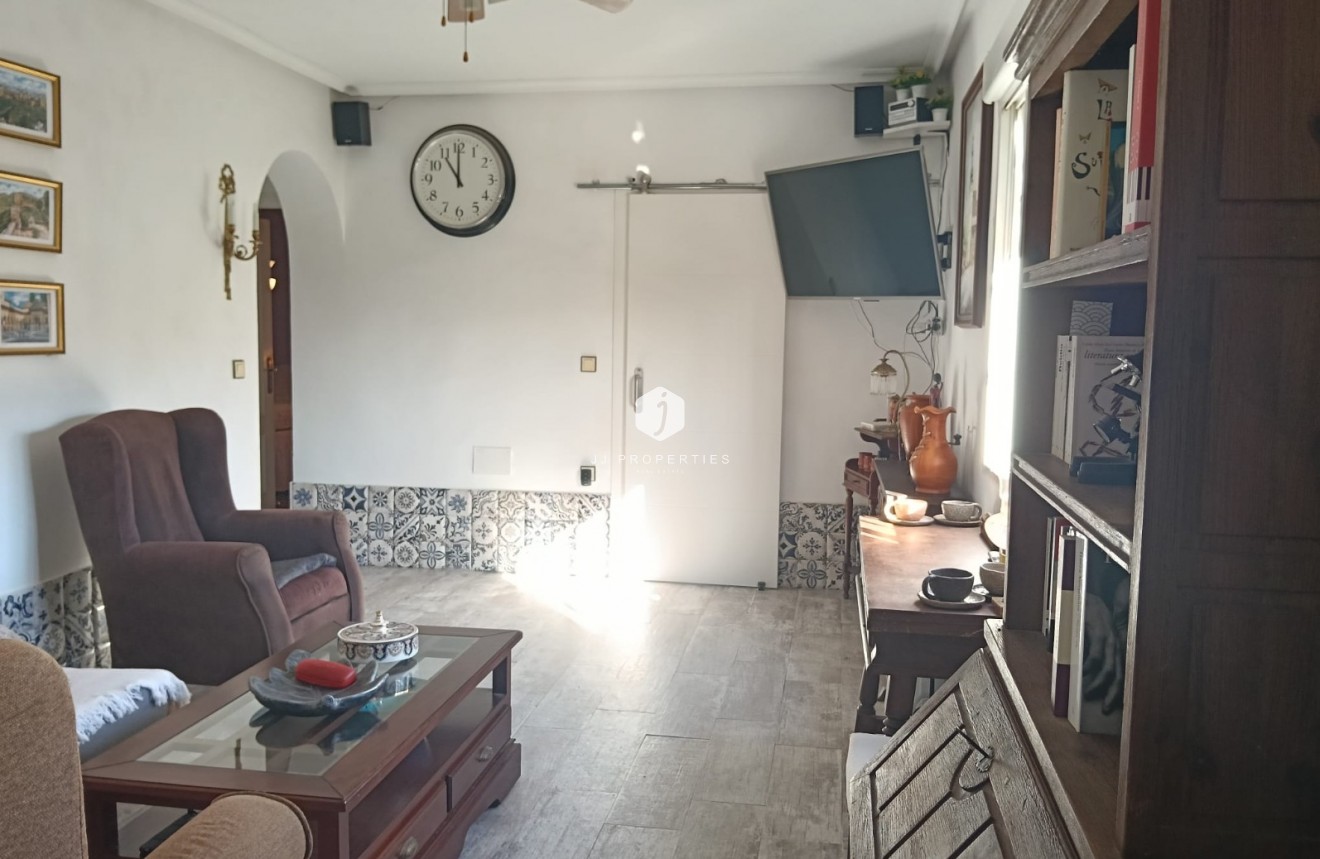 Resale - Apartment / flat -
Los Montesinos - Costa Blanca