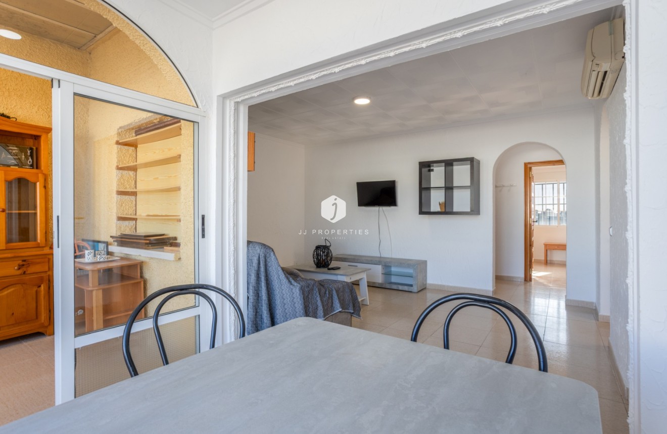 Resale - Villa -
Torrevieja - Costa Blanca