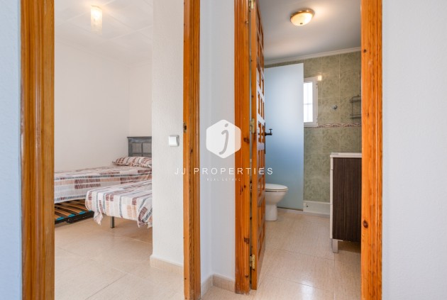Resale - Villa -
Torrevieja - Costa Blanca