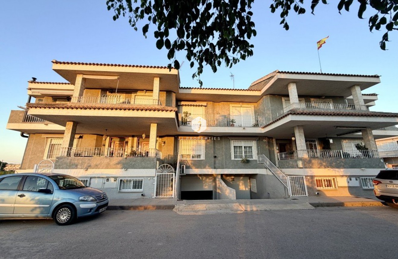 Resale - Chalet -
Formentera del Segura - Costa Blanca