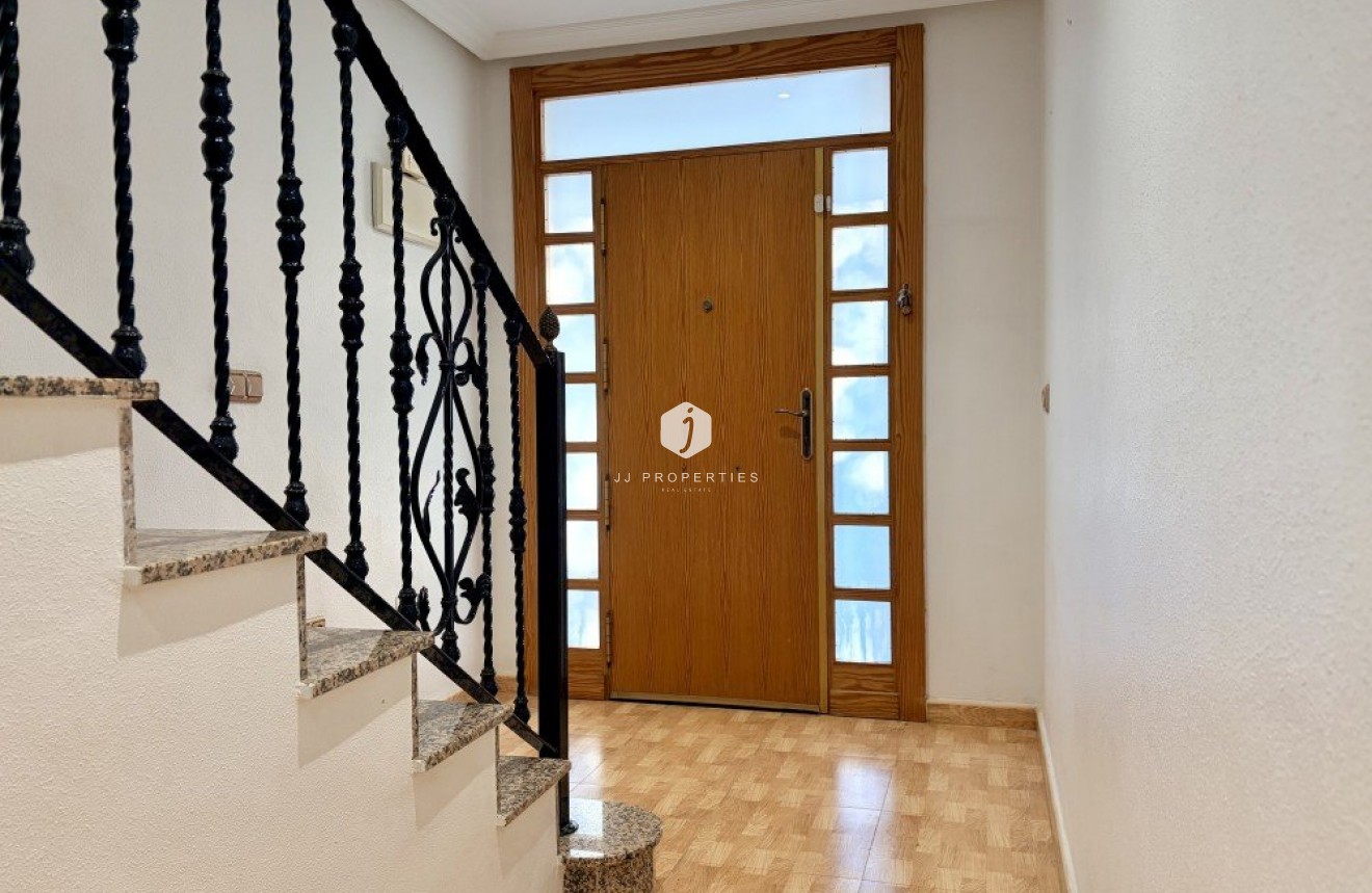 Resale - Chalet -
Formentera del Segura - Costa Blanca