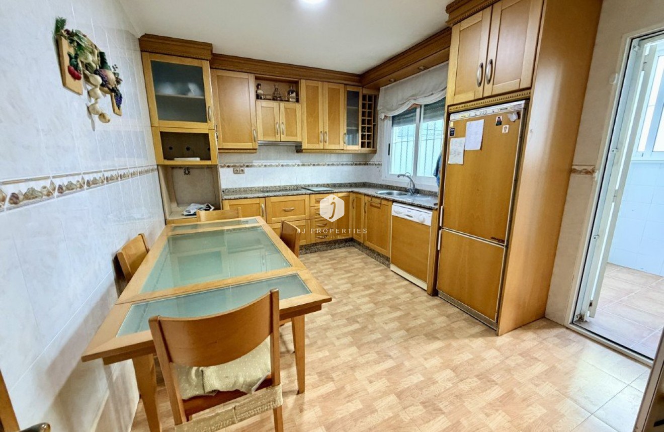 Resale - Chalet -
Formentera del Segura - Costa Blanca