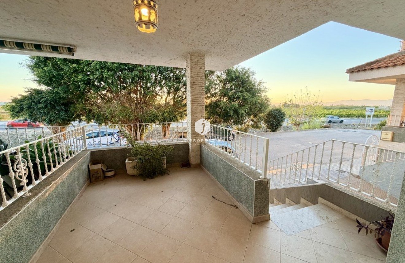 Resale - Chalet -
Formentera del Segura - Costa Blanca