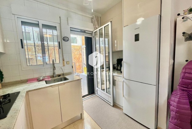 Resale - Villa -
Orihuela Costa - Los Almendros-la Florida