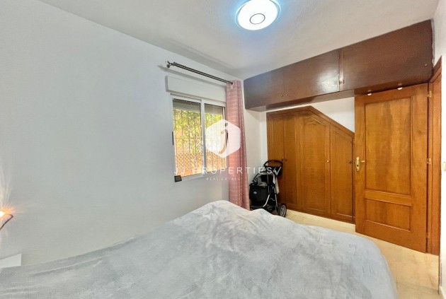 Resale - Villa -
Orihuela Costa - Los Almendros-la Florida