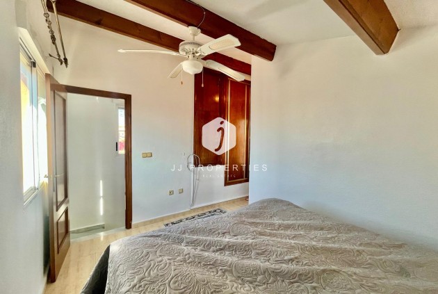 Resale - Villa -
Orihuela Costa - Los Almendros-la Florida
