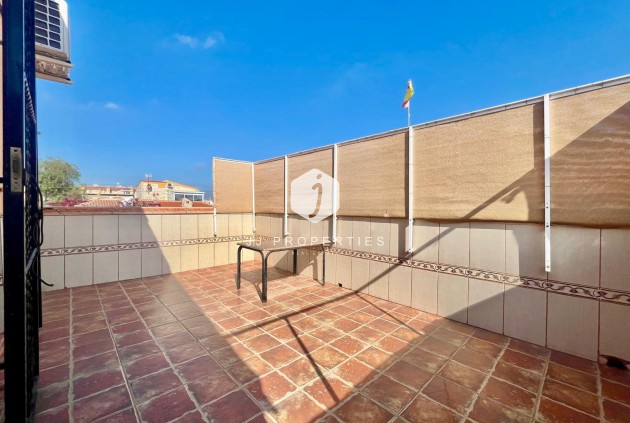 Resale - Villa -
Orihuela Costa - Los Almendros-la Florida