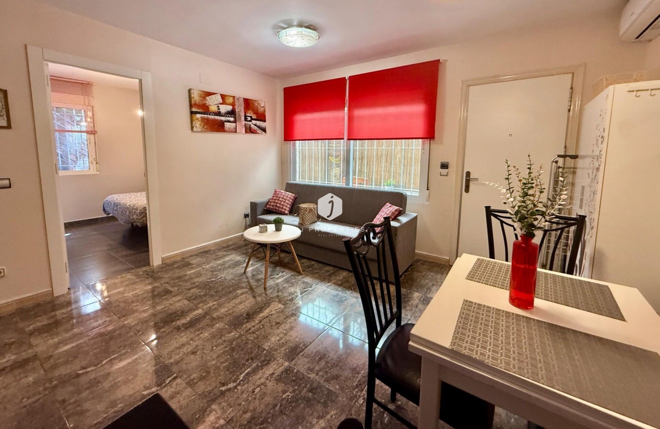 Resale - Chalet -
Torrevieja - Carrefour