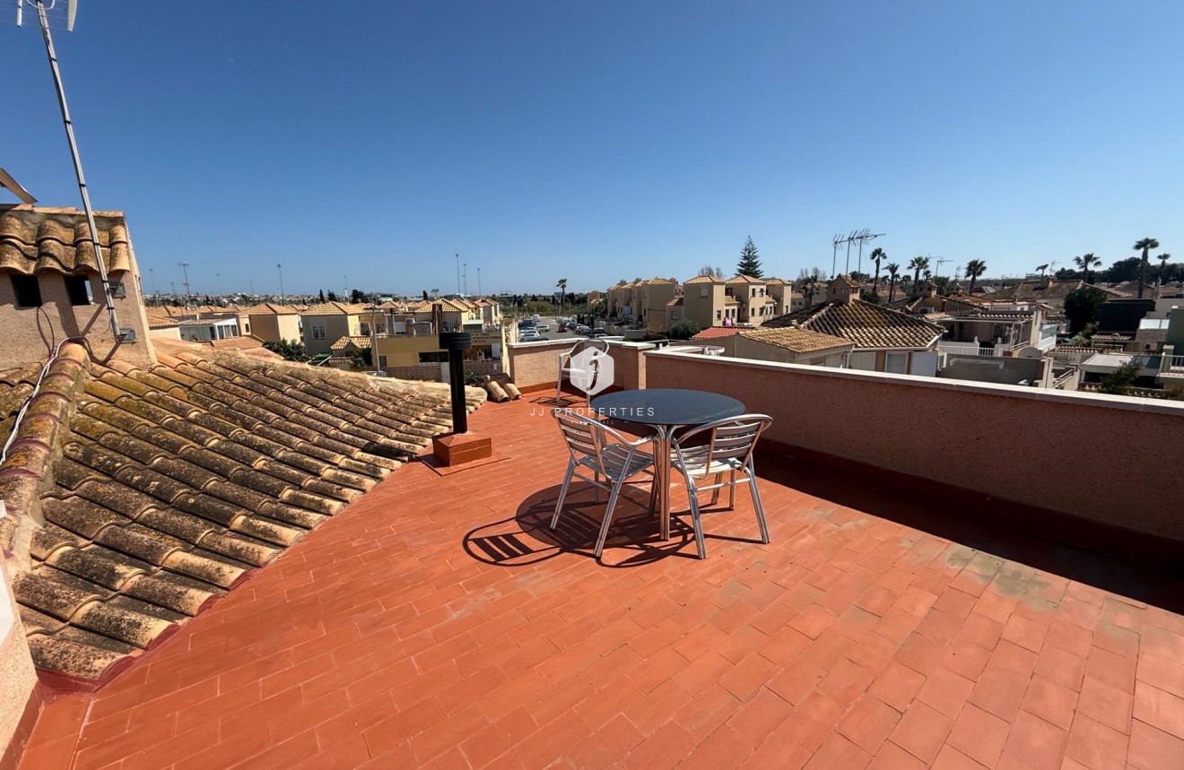Resale - Chalet -
Torrevieja - Carrefour