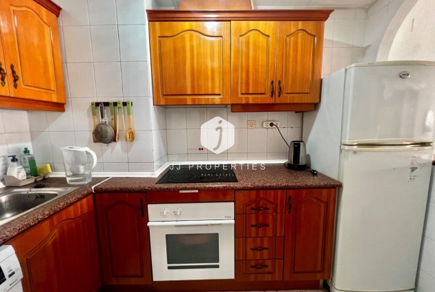 Long Term Rental - Apartment / flat -
Torrevieja - Playa del cura