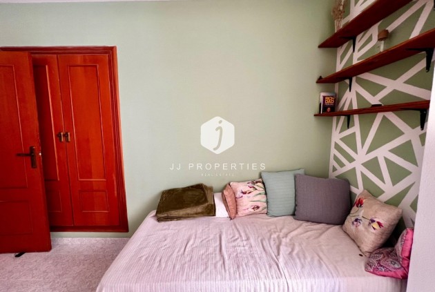 Long Term Rental - Apartment / flat -
Torrevieja - Playa del cura