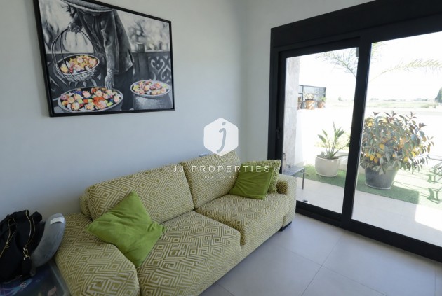 Resale - Villa -
Daya Vieja