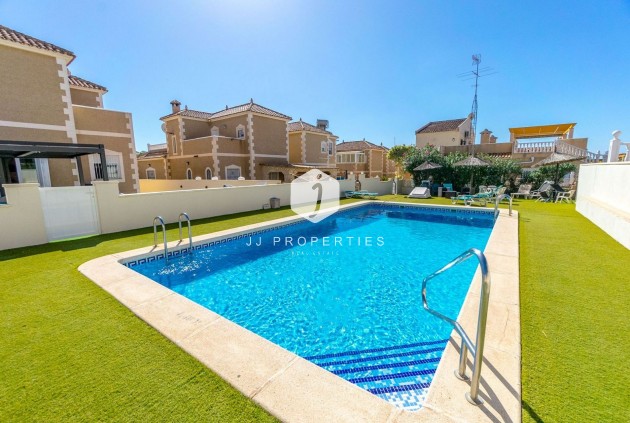 Resale - Villa -
Orihuela Costa - Costa Blanca
