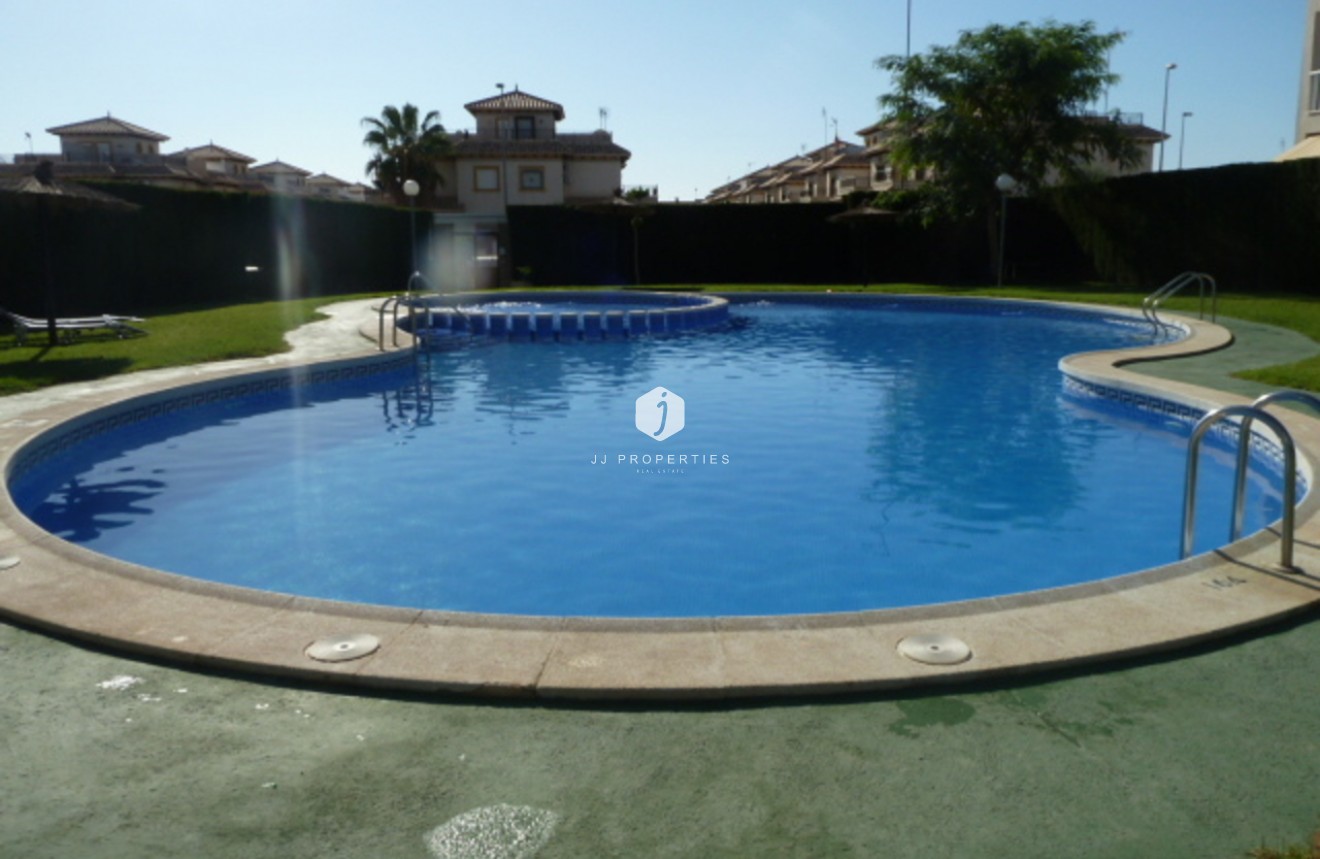 Aus zweiter Hand - Wohnung -
Cabo Roig - Costa Blanca