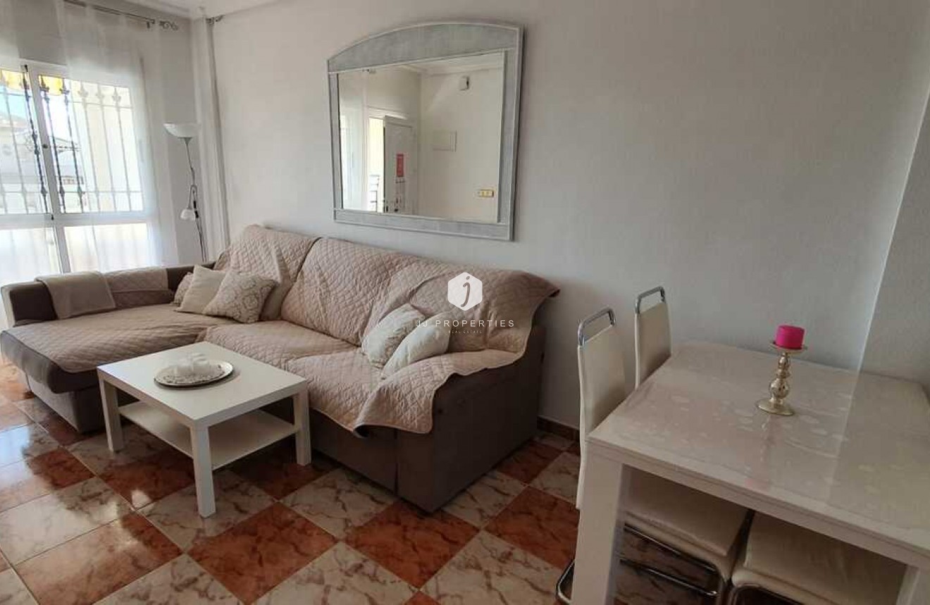 Aus zweiter Hand - Wohnung -
Cabo Roig - Costa Blanca