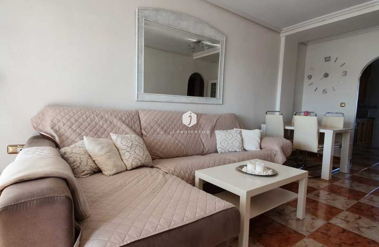 Aus zweiter Hand - Wohnung -
Cabo Roig - Costa Blanca