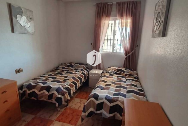 Aus zweiter Hand - Wohnung -
Cabo Roig - Costa Blanca