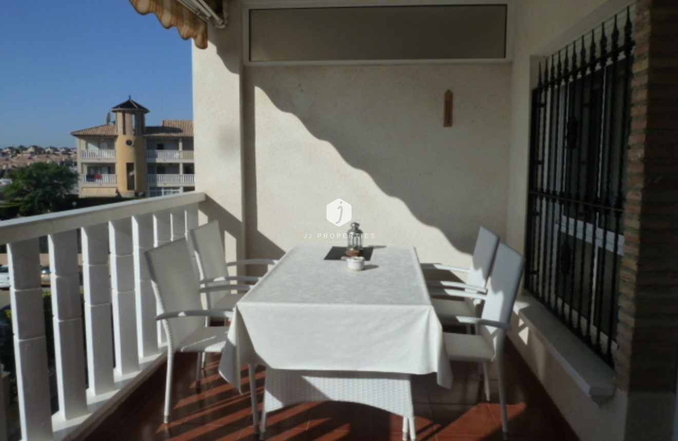 Aus zweiter Hand - Wohnung -
Cabo Roig - Costa Blanca