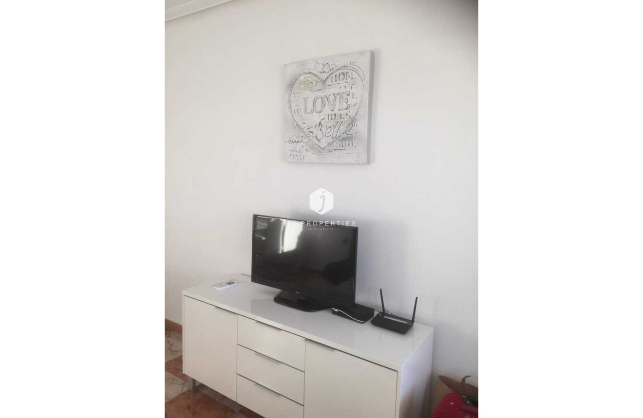 Aus zweiter Hand - Wohnung -
Cabo Roig - Costa Blanca