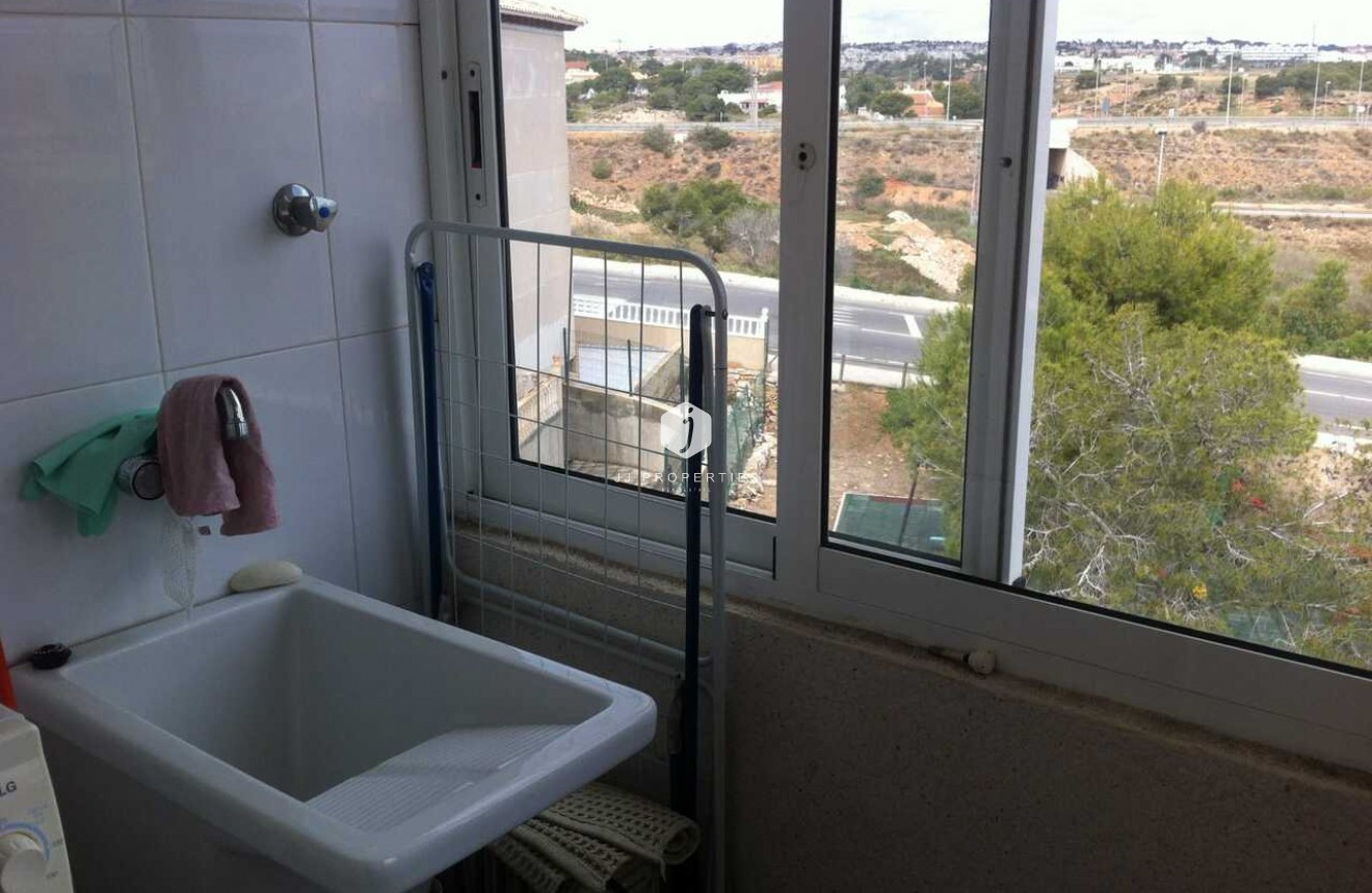 Aus zweiter Hand - Wohnung -
Cabo Roig - Costa Blanca