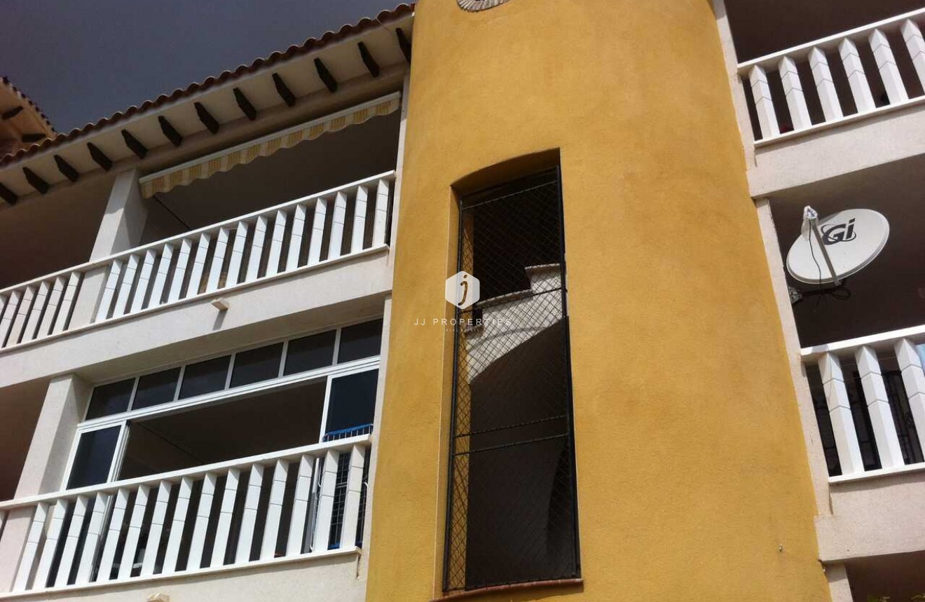 Aus zweiter Hand - Wohnung -
Cabo Roig - Costa Blanca