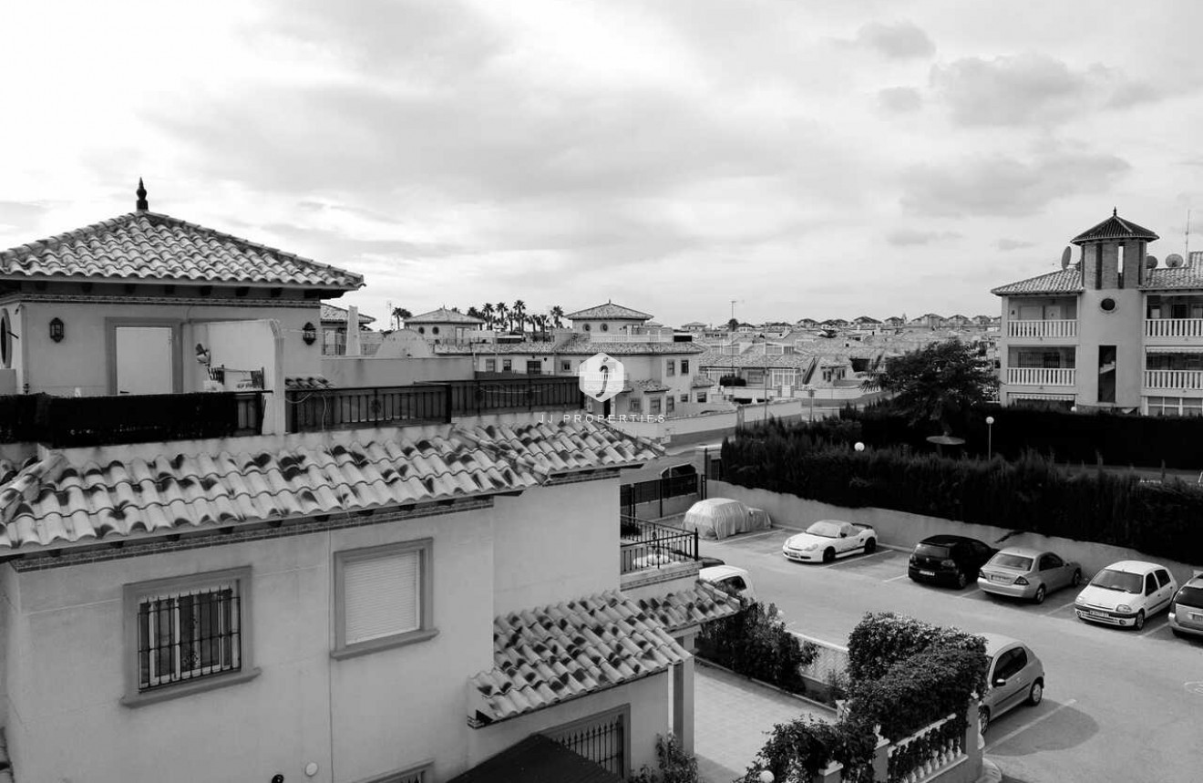 Aus zweiter Hand - Wohnung -
Cabo Roig - Costa Blanca