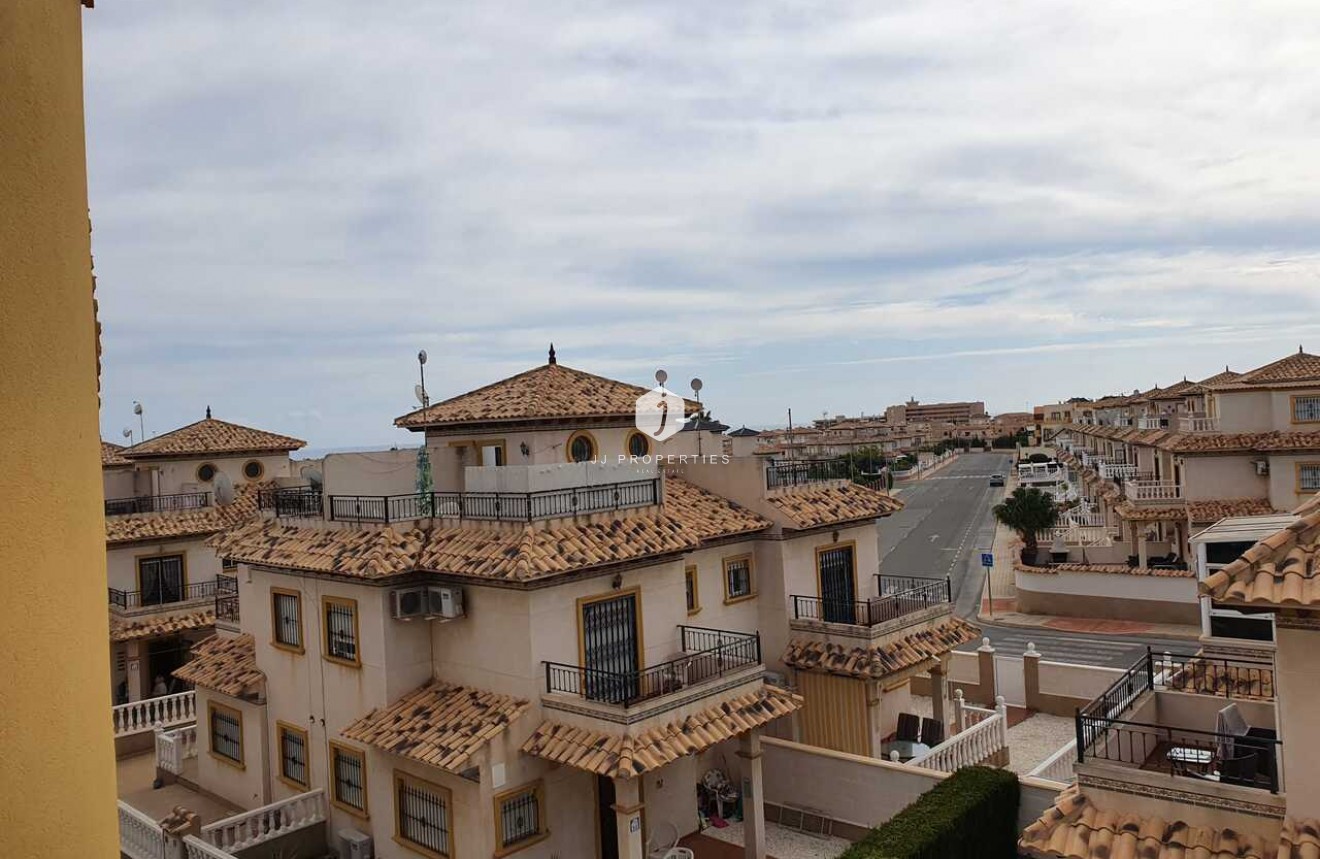 Aus zweiter Hand - Wohnung -
Cabo Roig - Costa Blanca